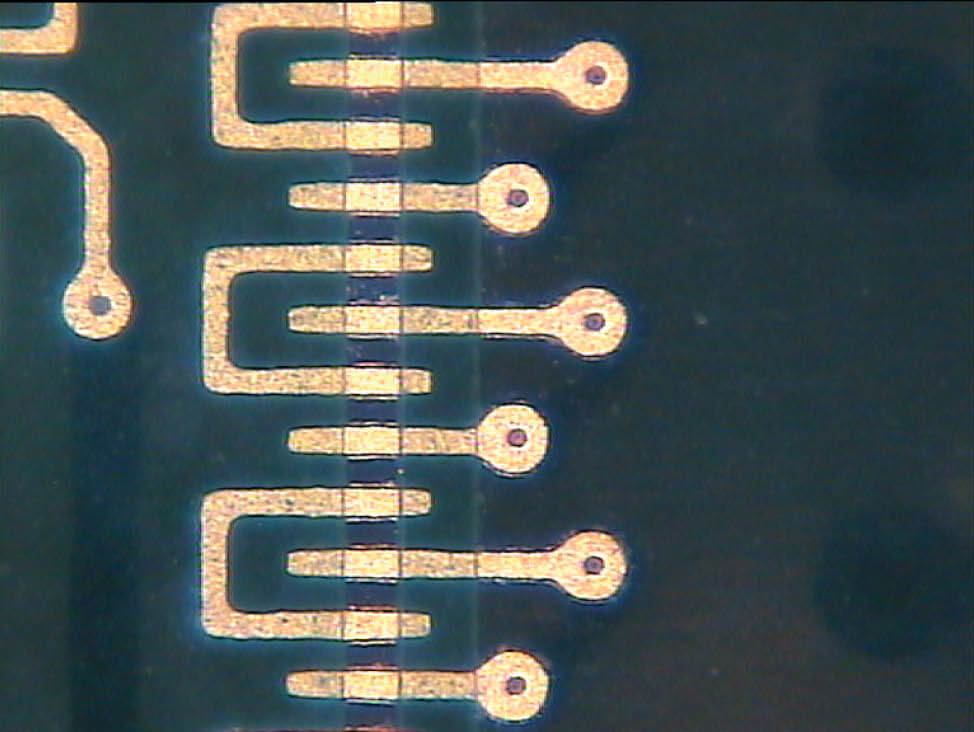 Composants microélectroniques