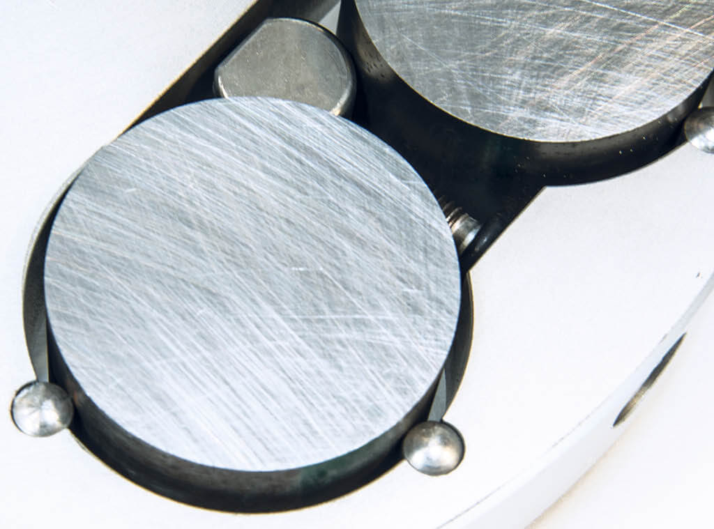 尽可能少的变形